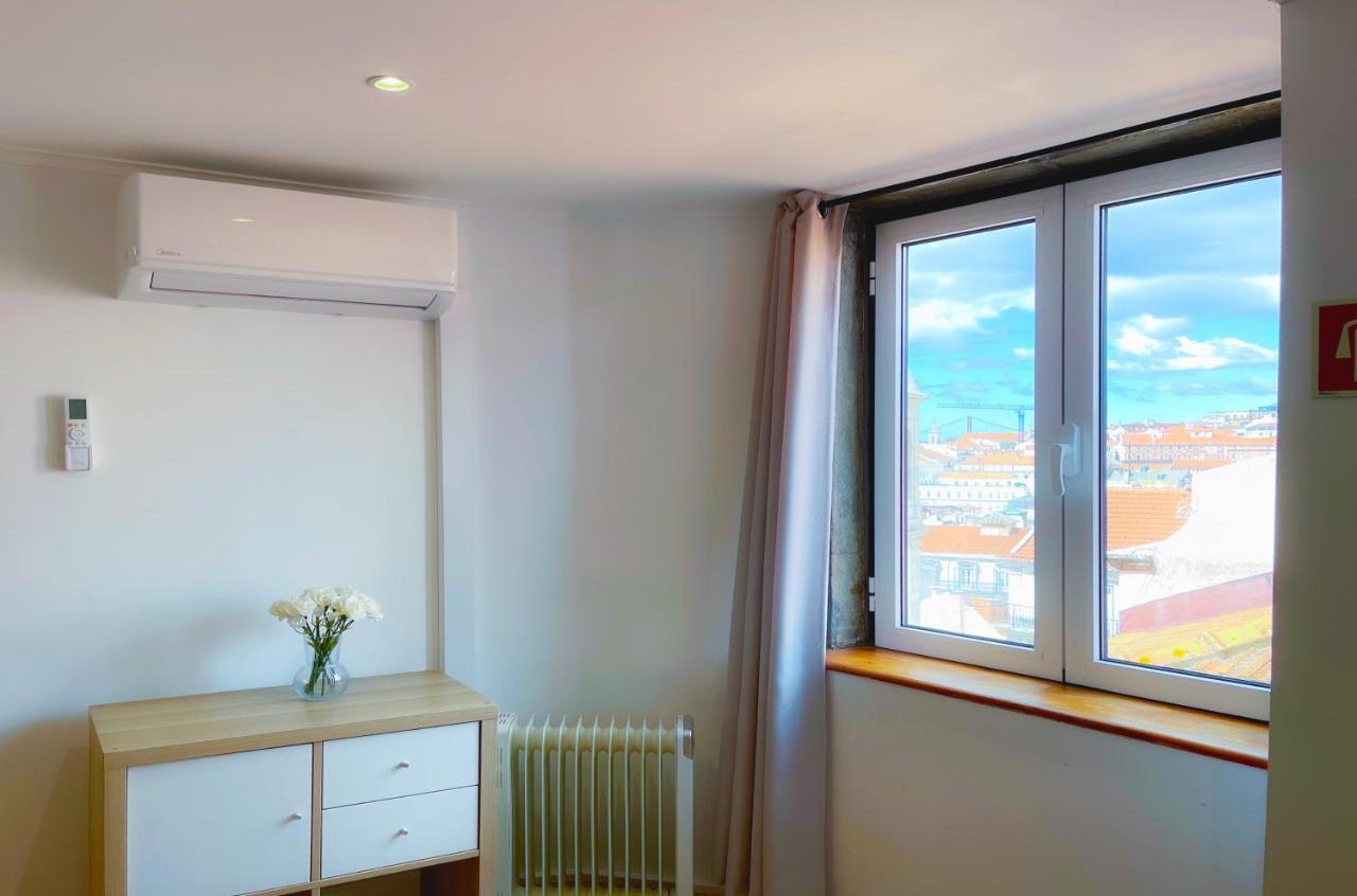 Apartment In Castelo Lisbon Bagian luar foto