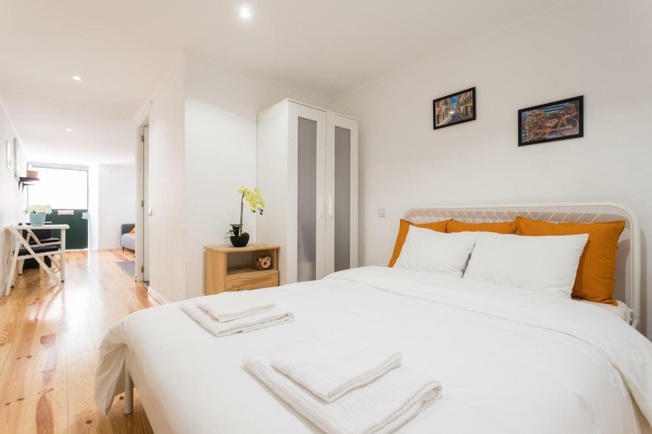 Apartment In Castelo Lisbon Bagian luar foto